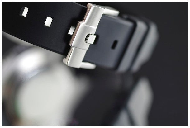 Bracelet RubberB M106CD Noir avec boucle