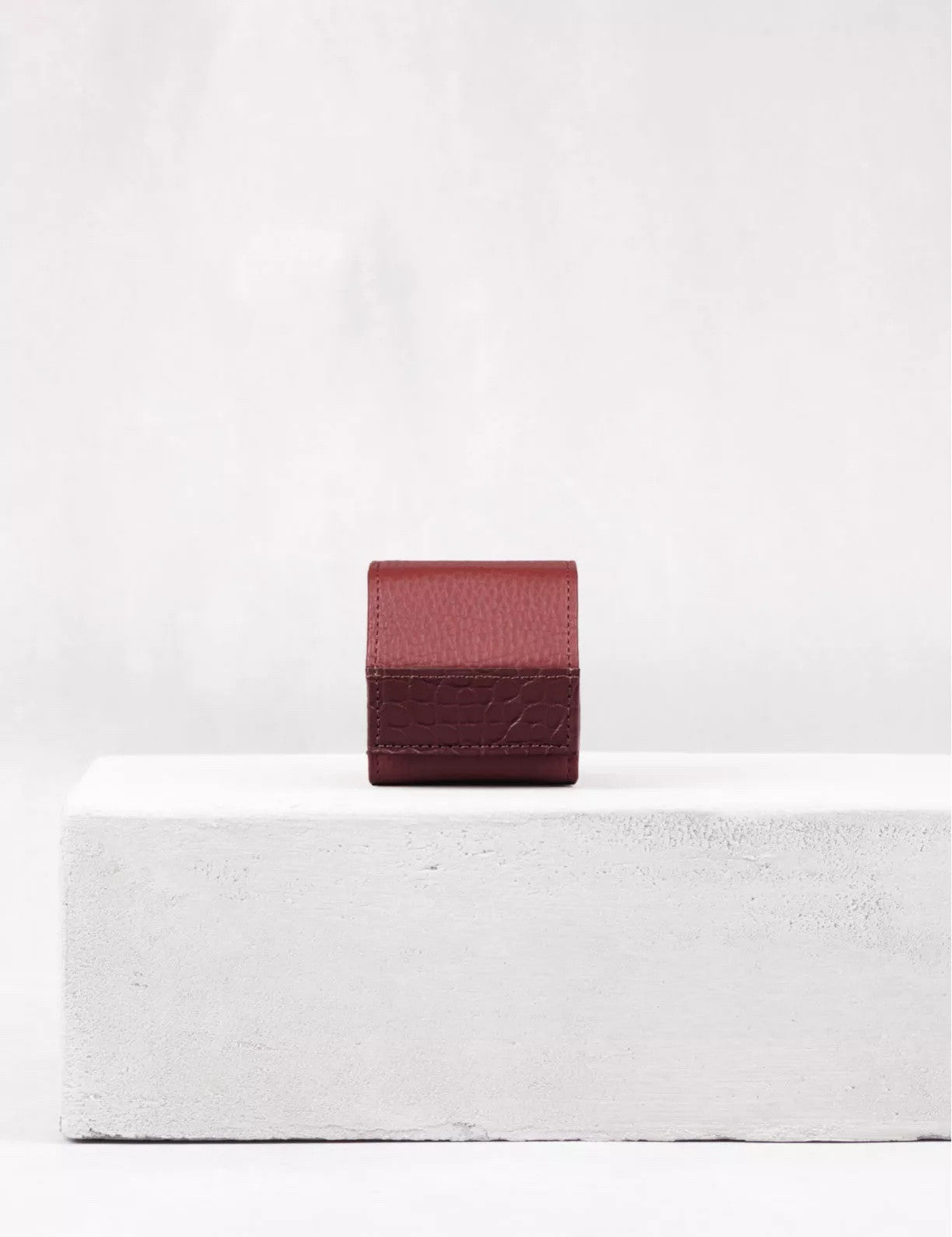 Camille Fournet 34.33 - Petit étui pour une montre en taurillon & alligator