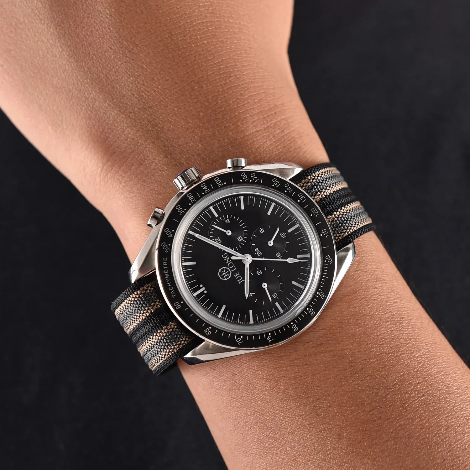 Bracelet NATO nervuré KronoKeeper avec boucle déployante - Noir/Rouge - vue 13