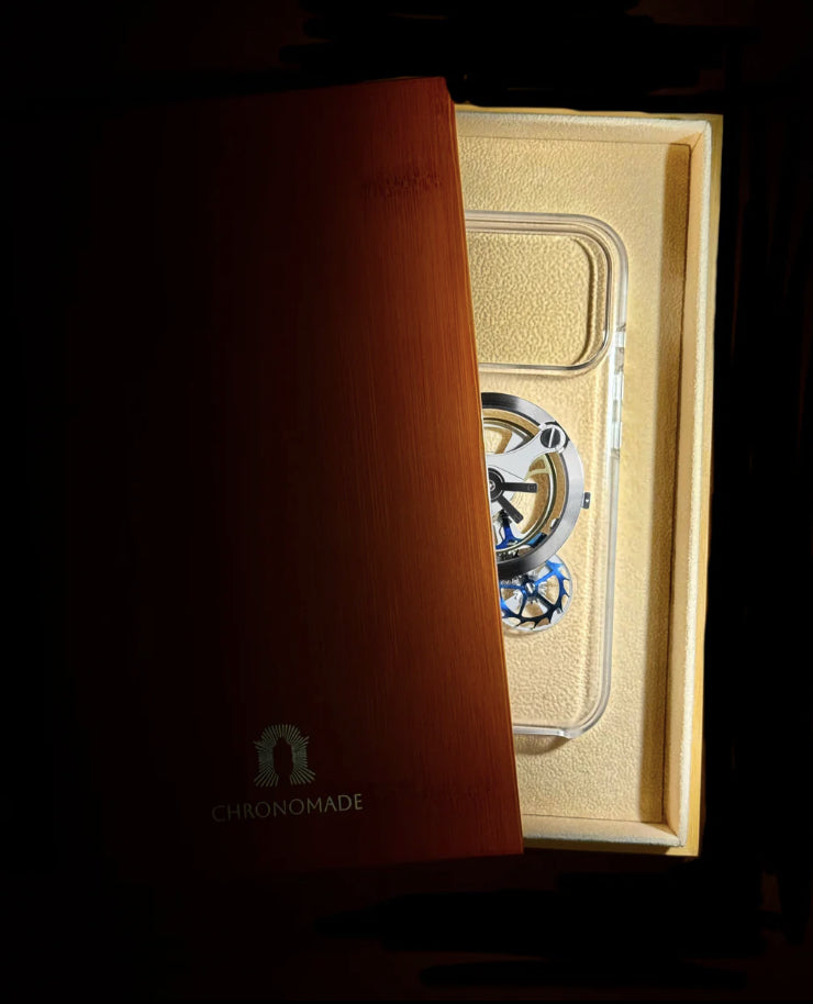 Chronomade - coque de téléphone haut de gamme avec mouvement horloger