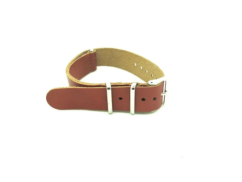 Bracelet de montre en cuir marron avec boucles argentées, accessoire luxe misterchrono.com