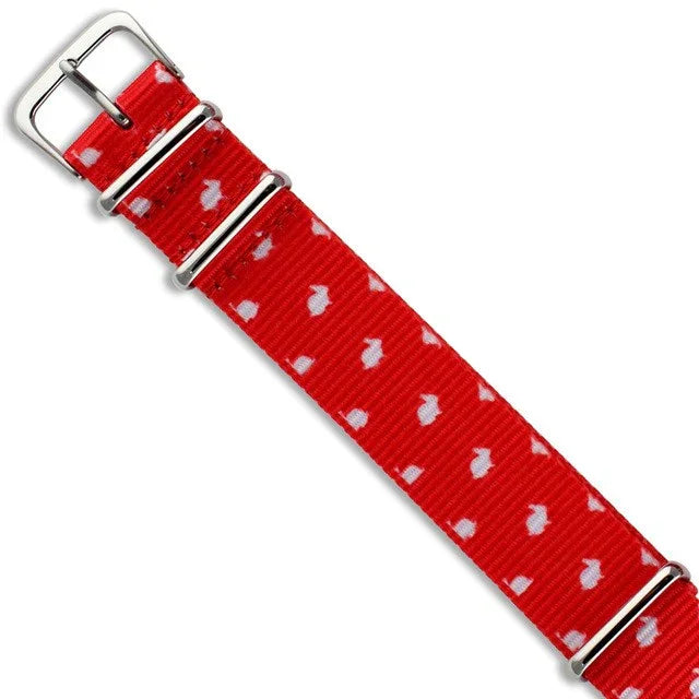 Bracelet de montre NATO rouge à motifs cœurs blancs, accessoires luxe misterchrono.com